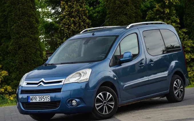 samochody osobowe Citroen Berlingo cena 21900 przebieg: 245000, rok produkcji 2009 z Sobótka